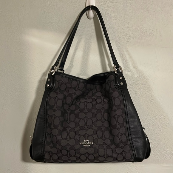 Coach Jacquard handbag with matching wallet. - Picture 1 of 5